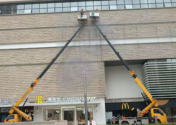 直臂車高空作業案例